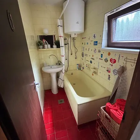 Nagyi Nyaraloja - Vizparti * Balatonszepezd